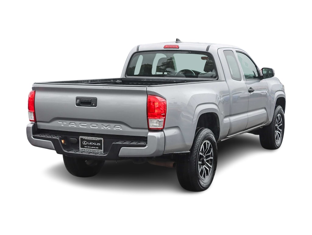 Thumbnail: 2017 Toyota Tacoma - 16