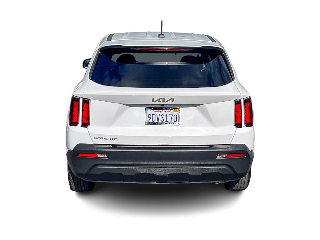Thumbnail: 2023 Kia Sorento - 4