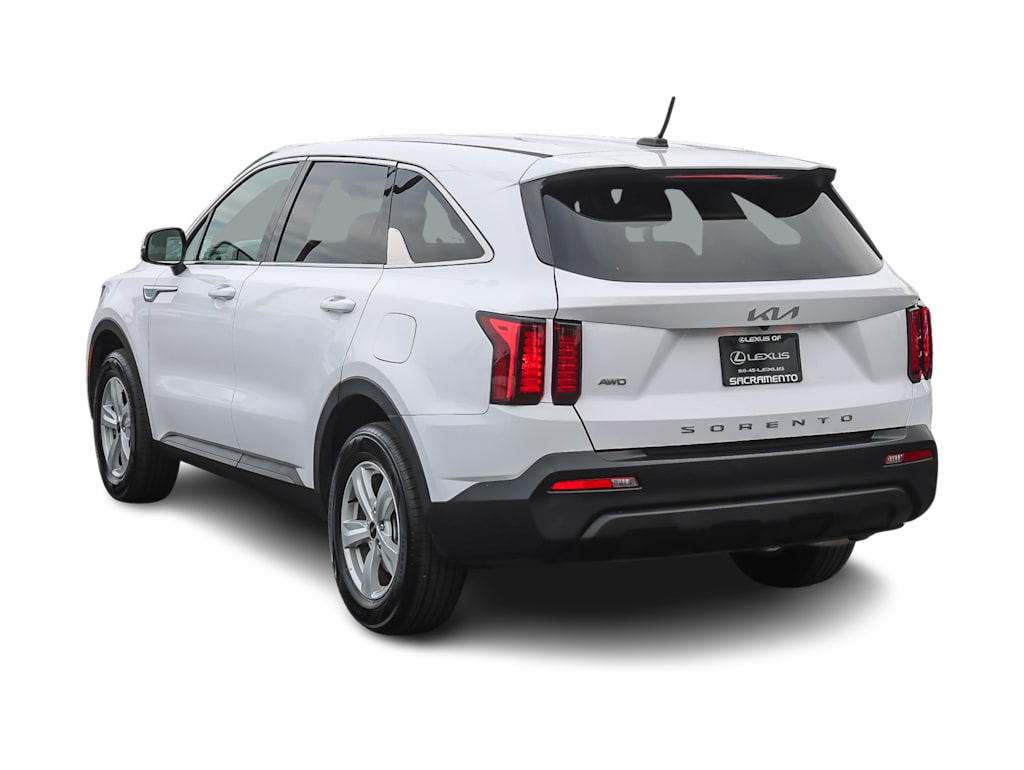 Thumbnail: 2022 Kia Sorento - 3