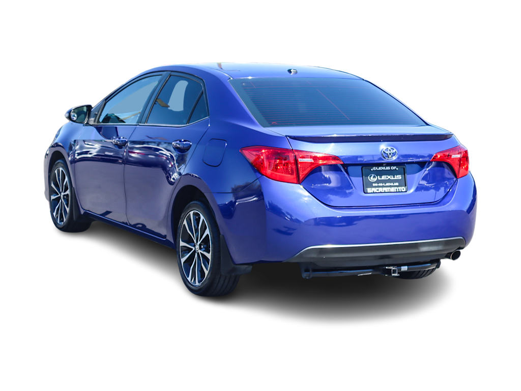 Thumbnail: 2017 Toyota Corolla - 3