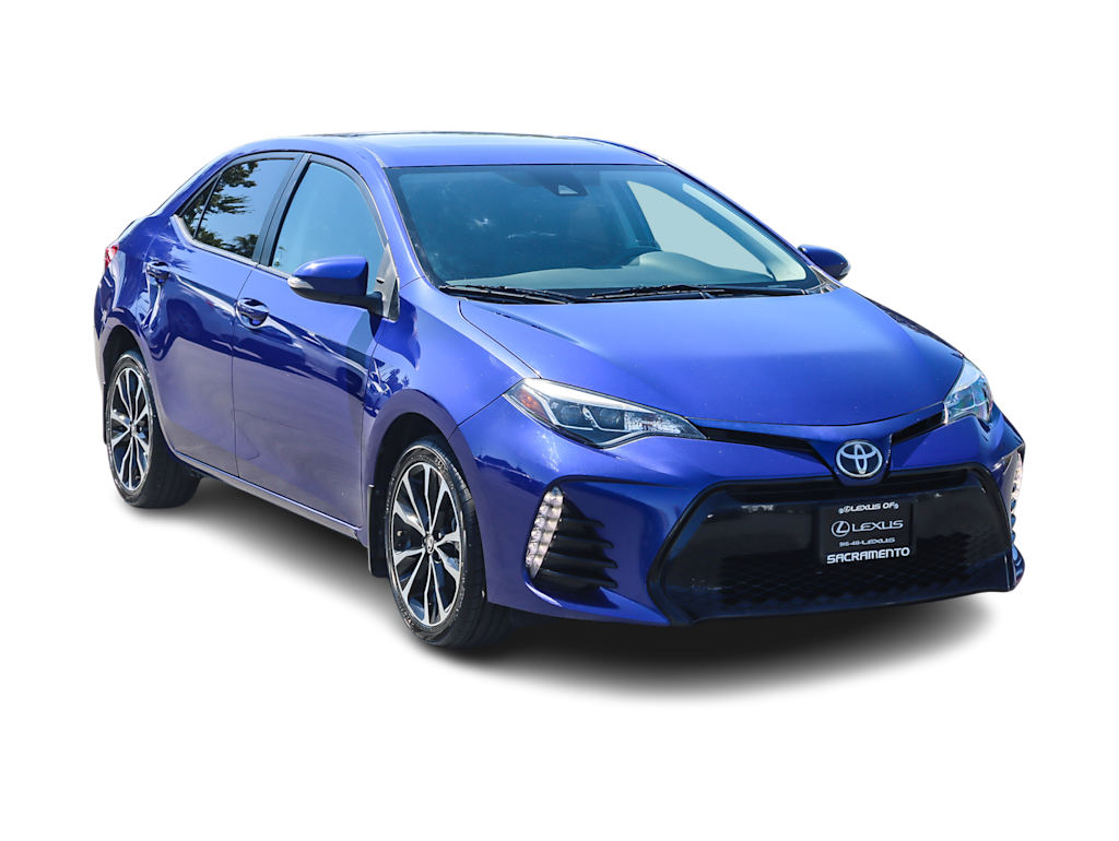 Thumbnail: 2017 Toyota Corolla - 18