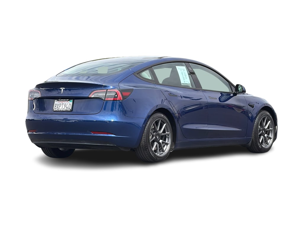 Thumbnail: 2021 Tesla Model 3 - 16