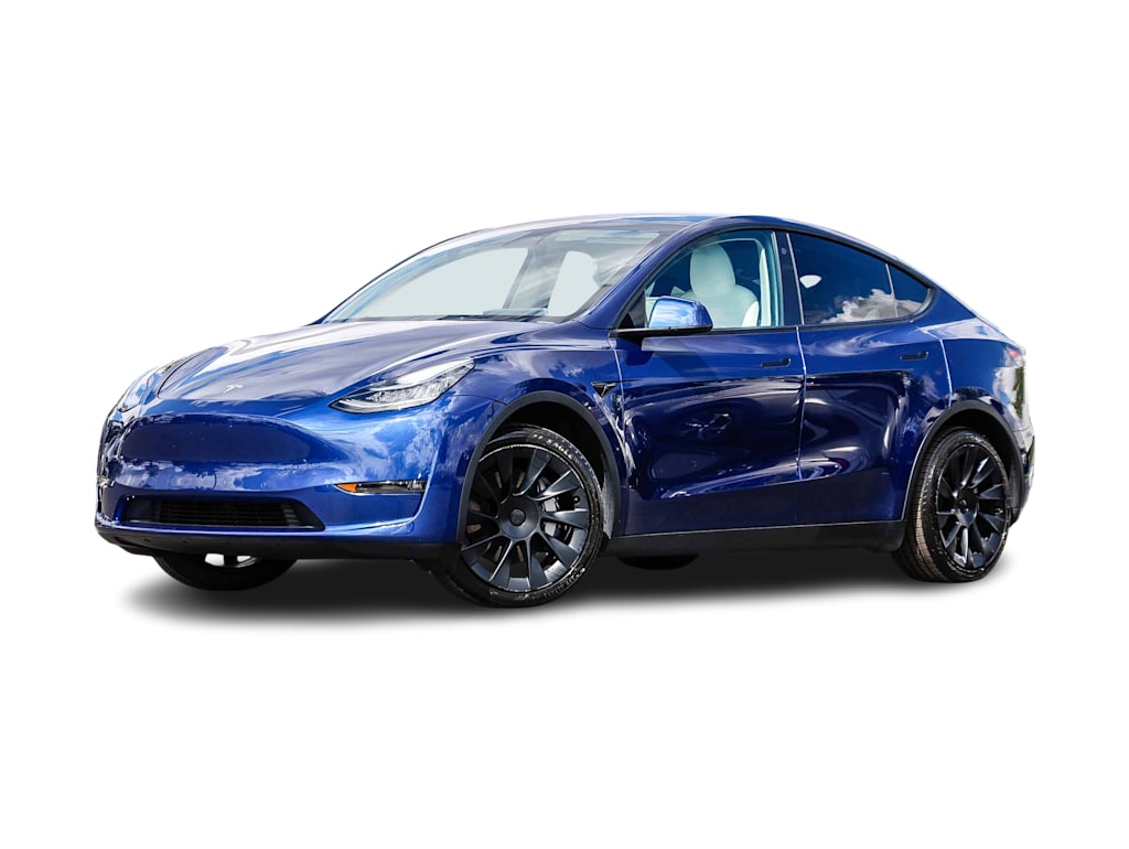 Used 2022 Tesla Model Y Long Range with VIN 7SAYGAEE1NF350290 for sale in Hudson, WI