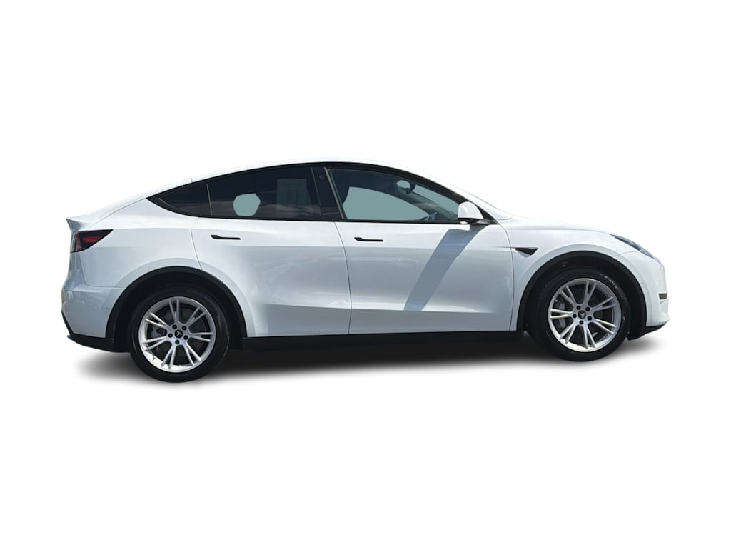 Thumbnail: 2022 Tesla Model Y - 18