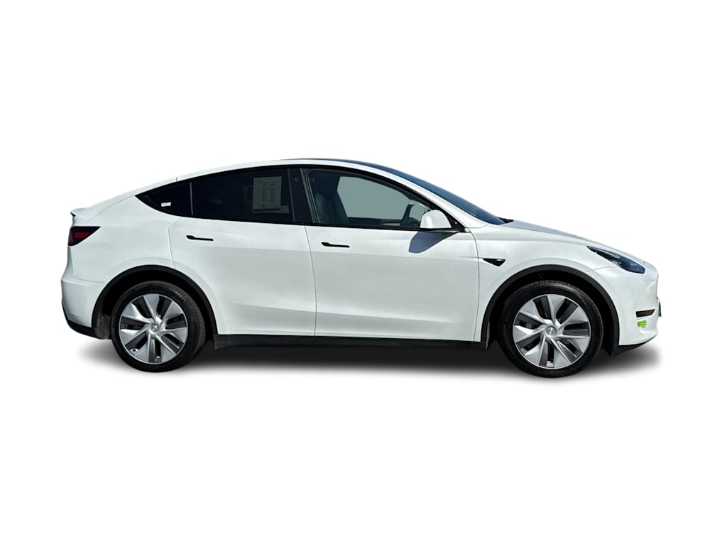 Thumbnail: 2023 Tesla Model Y - 17