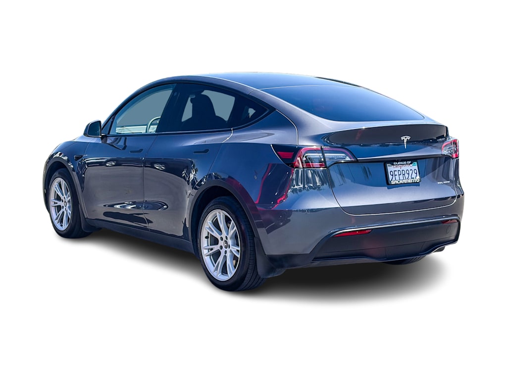 Thumbnail: 2023 Tesla Model Y - 3