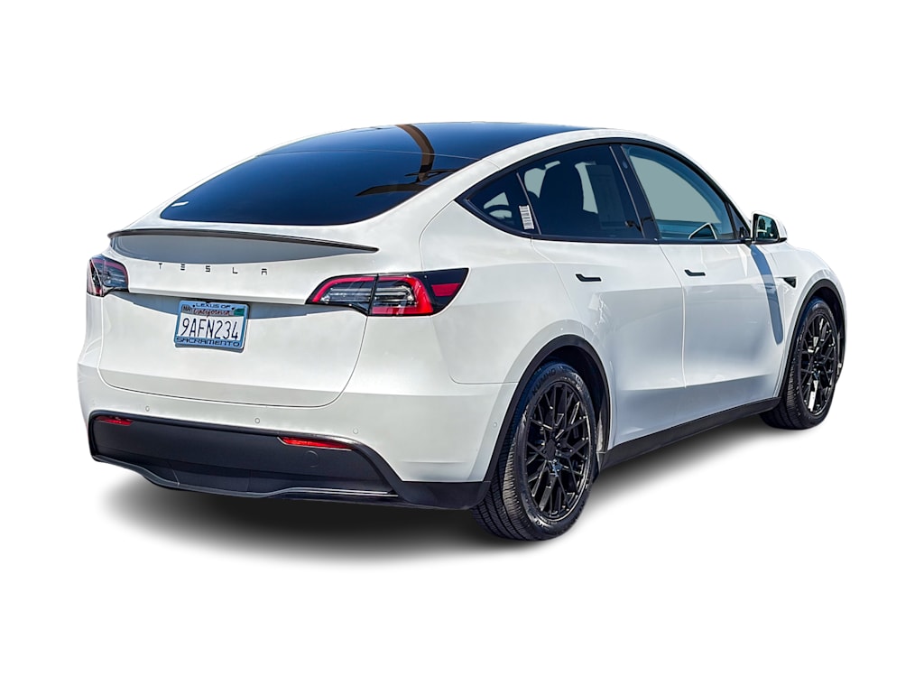 Thumbnail: 2022 Tesla Model Y - 14