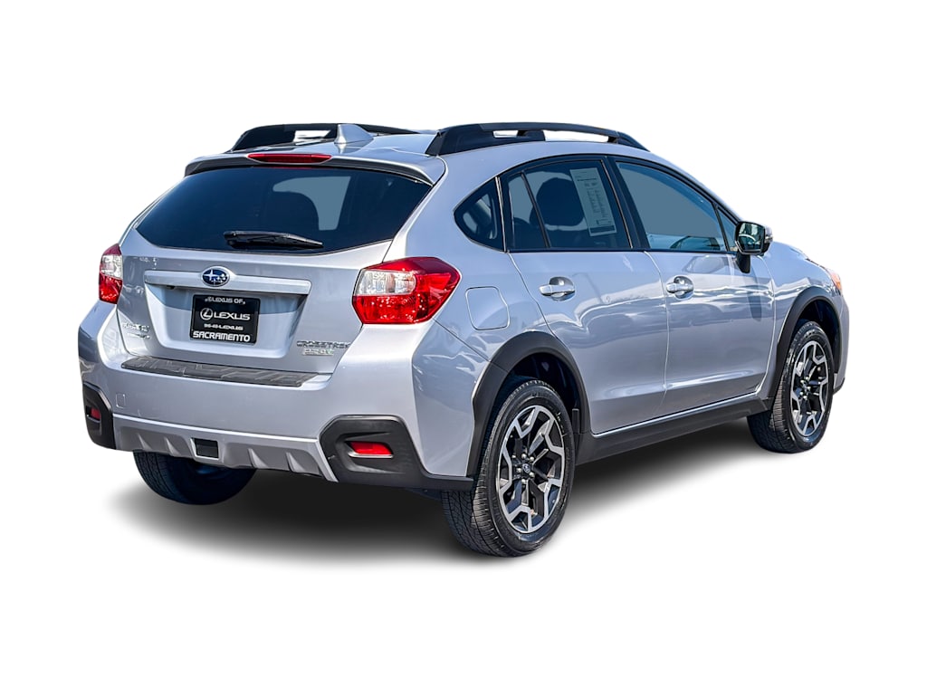 Thumbnail: 2017 Subaru Crosstrek - 16
