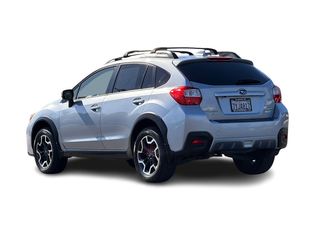 Thumbnail: 2017 Subaru Crosstrek - 4
