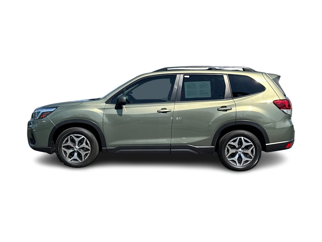 Thumbnail: 2021 Subaru Forester - 3