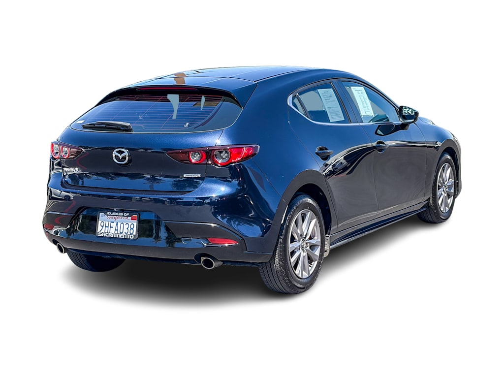 Thumbnail: 2021 Mazda Mazda3 - 17