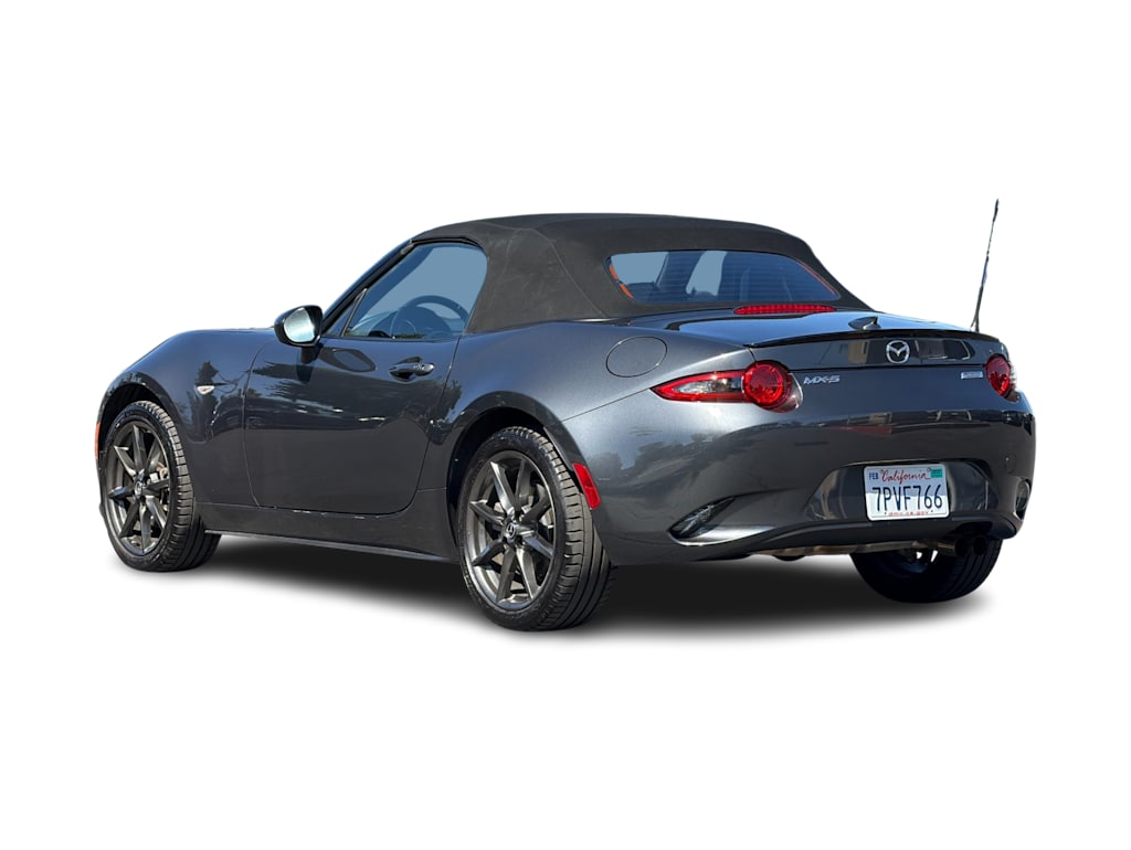 Thumbnail: 2016 Mazda MX-5 Miata - 4