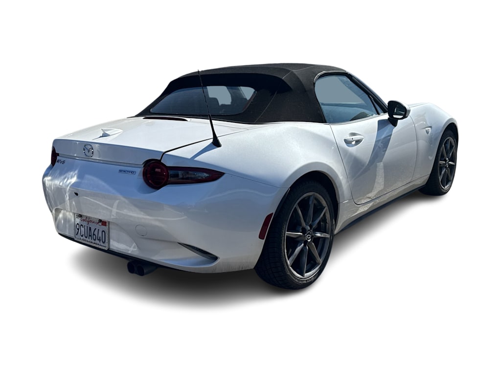 Thumbnail: 2022 Mazda MX-5 Miata - 11