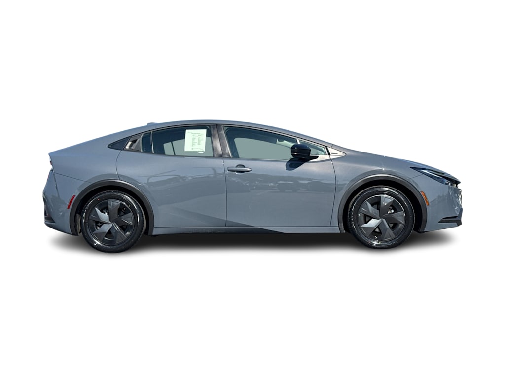 Thumbnail: 2024 Toyota Prius - 3