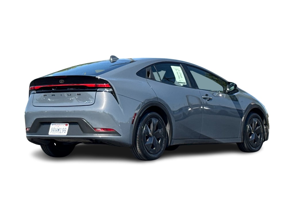 Thumbnail: 2024 Toyota Prius - 17