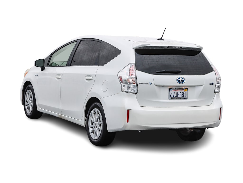 2012 Toyota Prius v  3