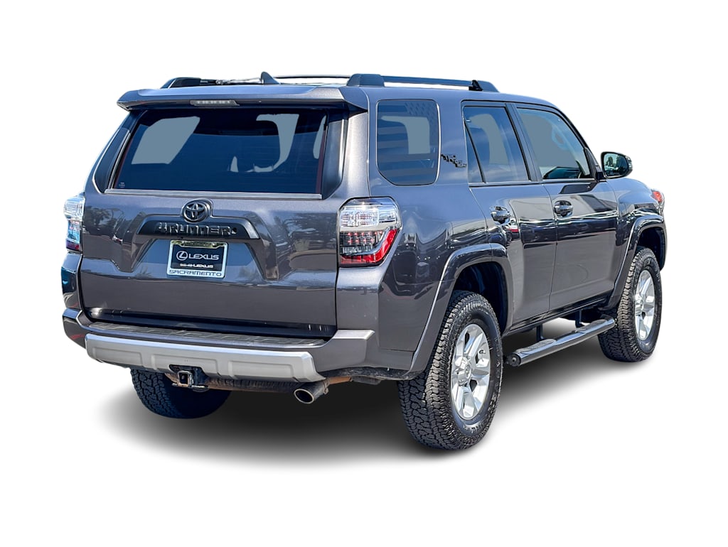 Thumbnail: 2019 Toyota 4Runner - 16