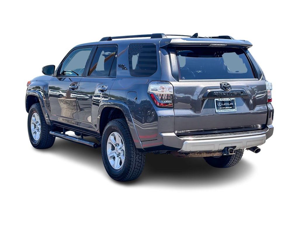 Thumbnail: 2019 Toyota 4Runner - 3