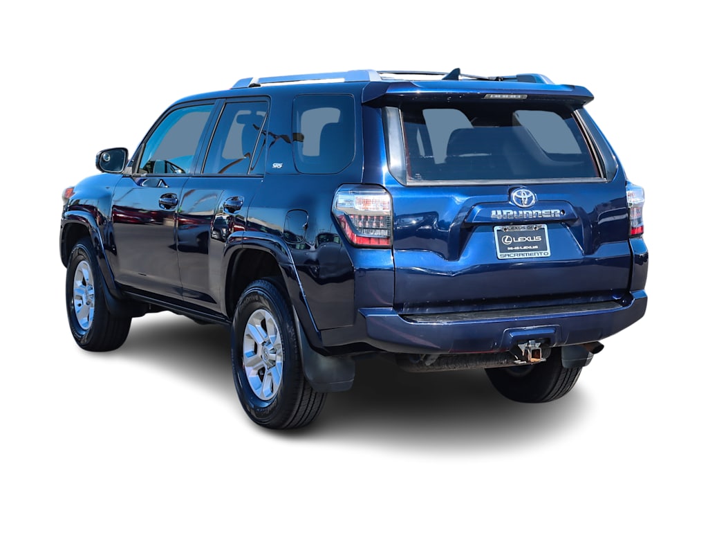 Thumbnail: 2017 Toyota 4Runner - 3