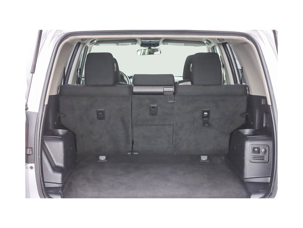 Thumbnail: 2019 Toyota 4Runner - 16