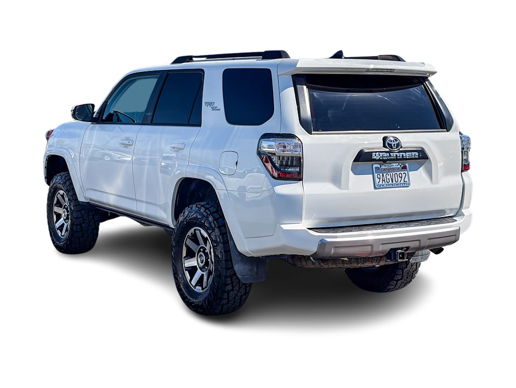 Thumbnail: 2022 Toyota 4Runner - 3