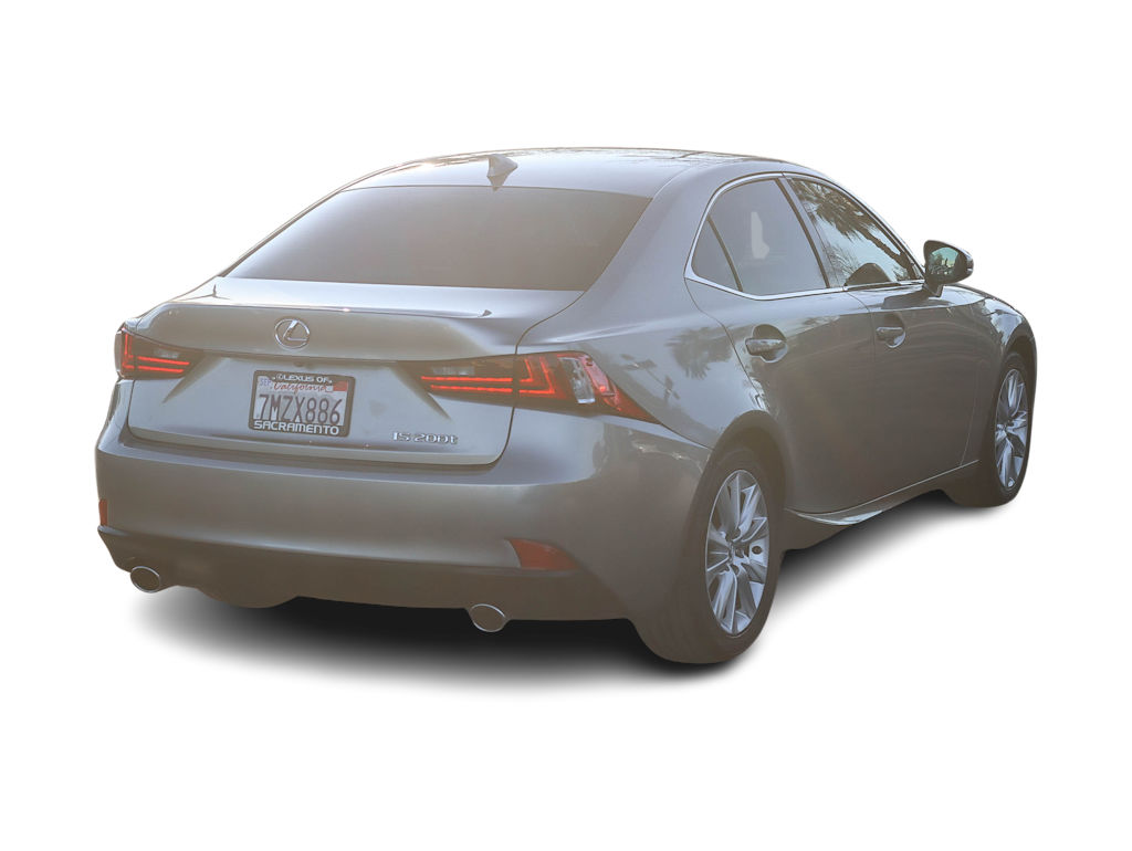 Thumbnail: 2016 Lexus IS - 17