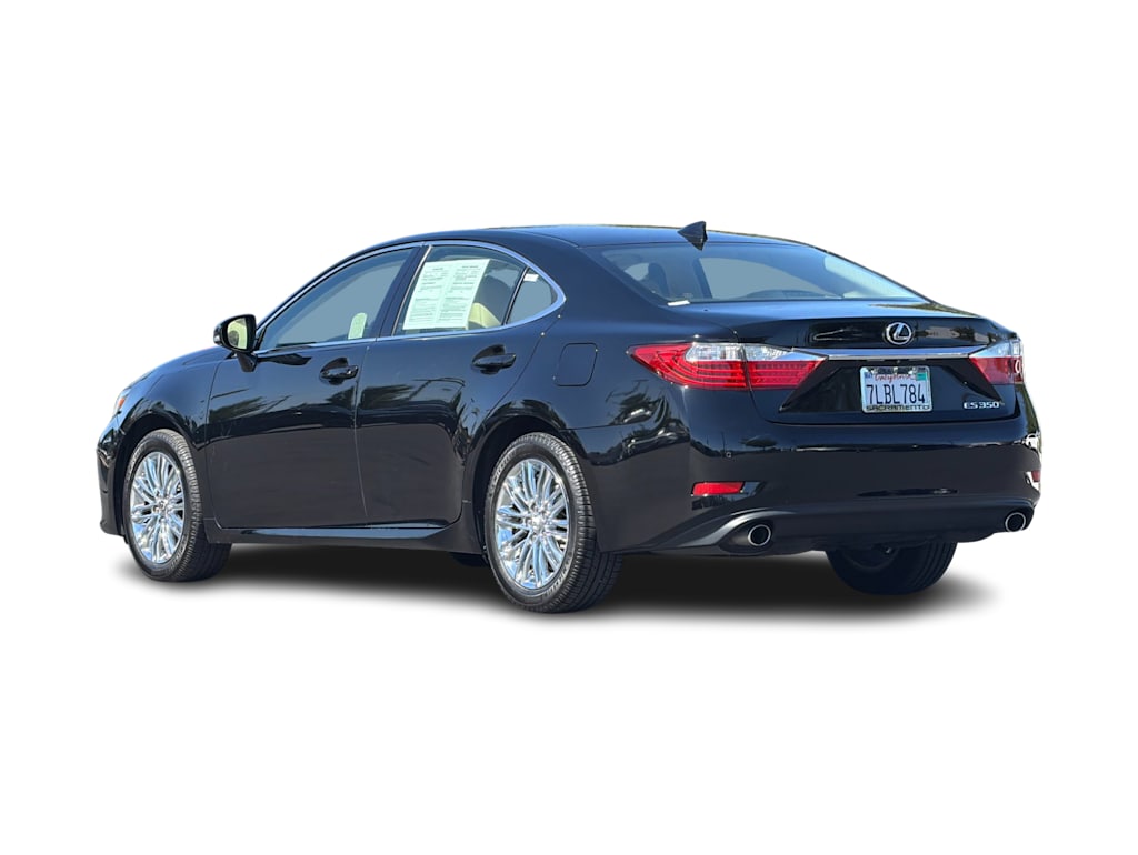 Thumbnail: 2015 Lexus ES - 4