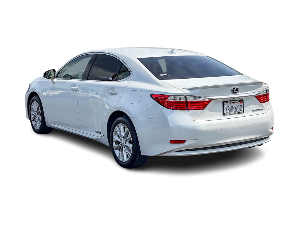 Thumbnail: 2013 Lexus ES - 3