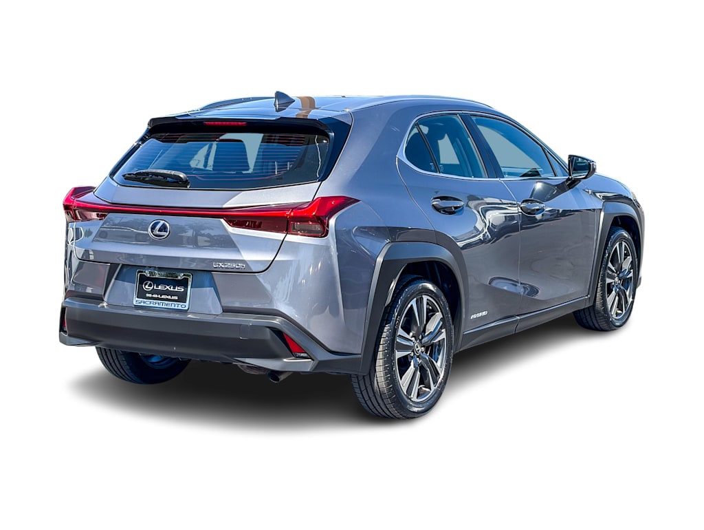 Thumbnail: 2019 Lexus UX - 18