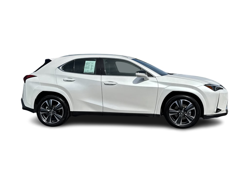 Thumbnail: 2025 Lexus UX - 21