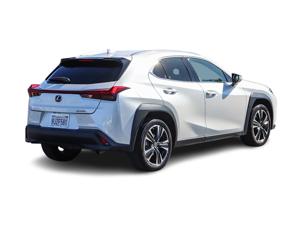 2022 Lexus UX 200 17