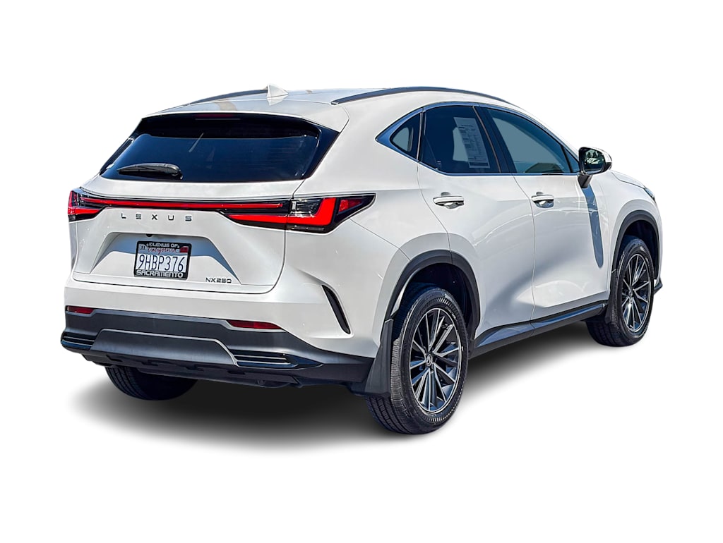 Thumbnail: 2024 Lexus ES - 16