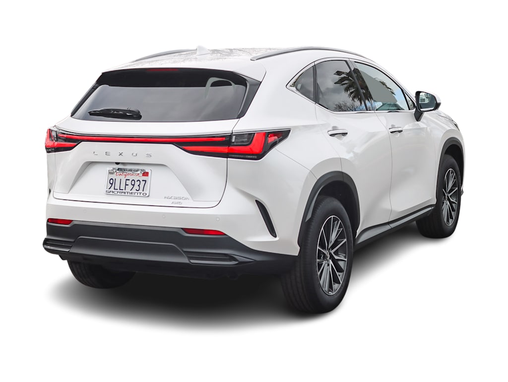 Thumbnail: 2024 Lexus ES - 17