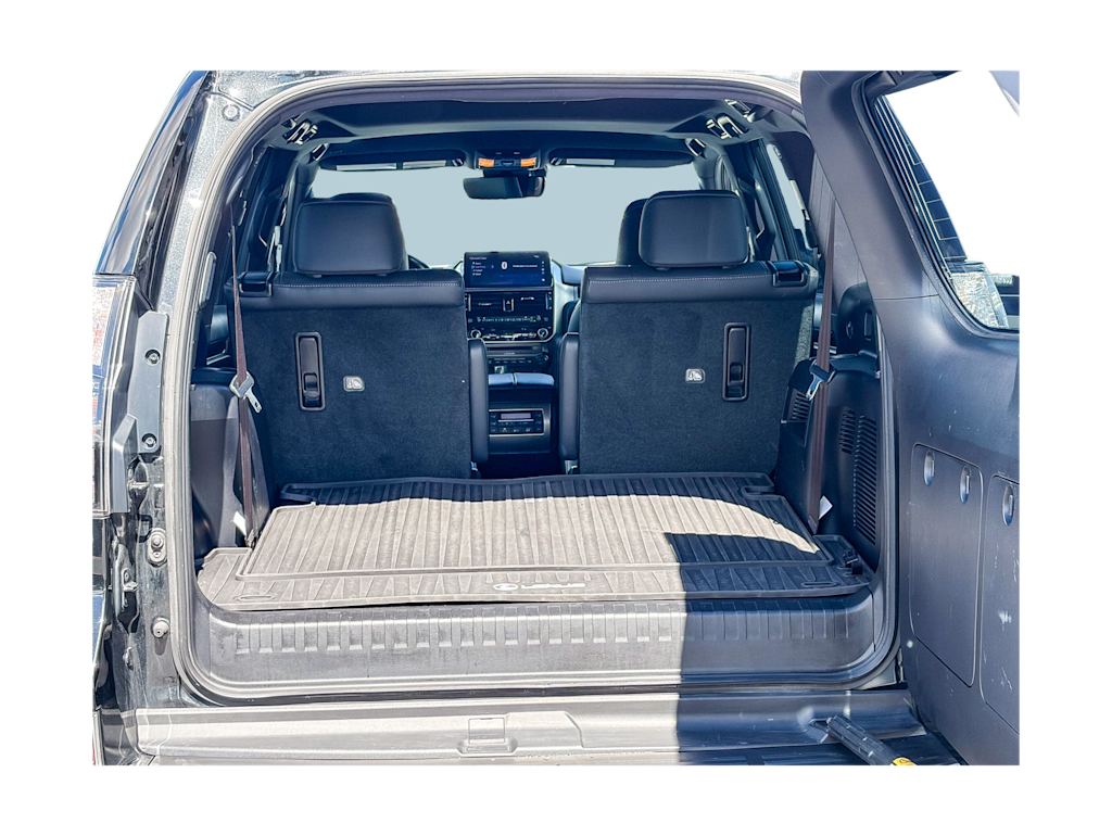 Thumbnail: 2023 Lexus GX - 16