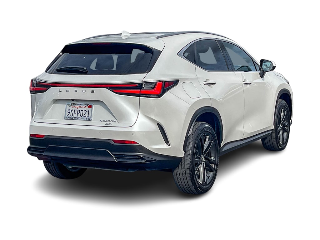 Thumbnail: 2025 Lexus ES - 17