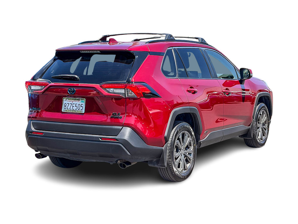 Thumbnail: 2022 Toyota RAV4 - 16
