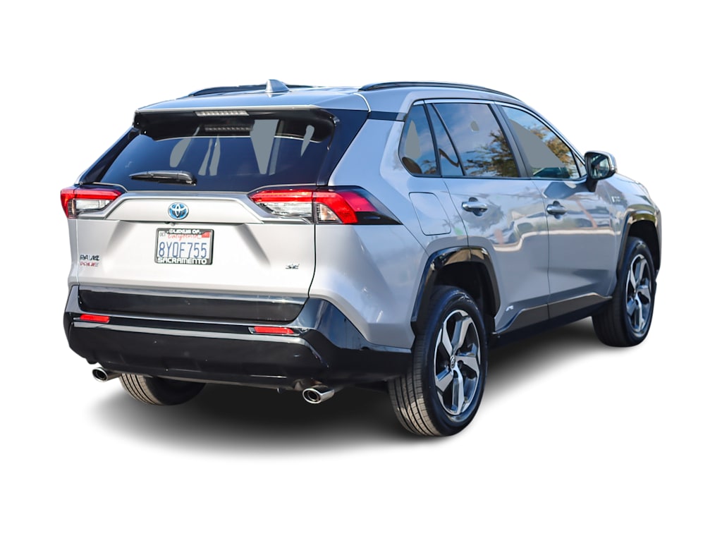 Thumbnail: 2021 Toyota RAV4 - 17