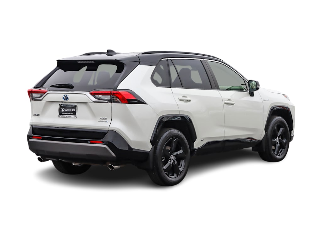 2021 Toyota RAV4 XSE 16