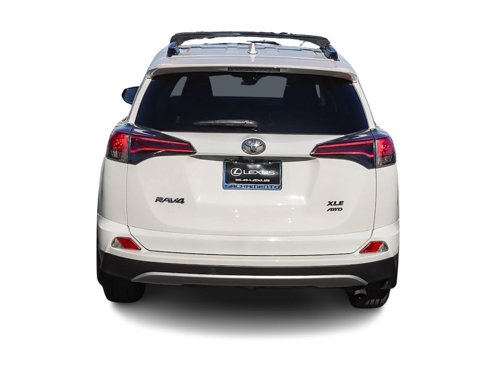 Thumbnail: 2018 Toyota RAV4 - 4