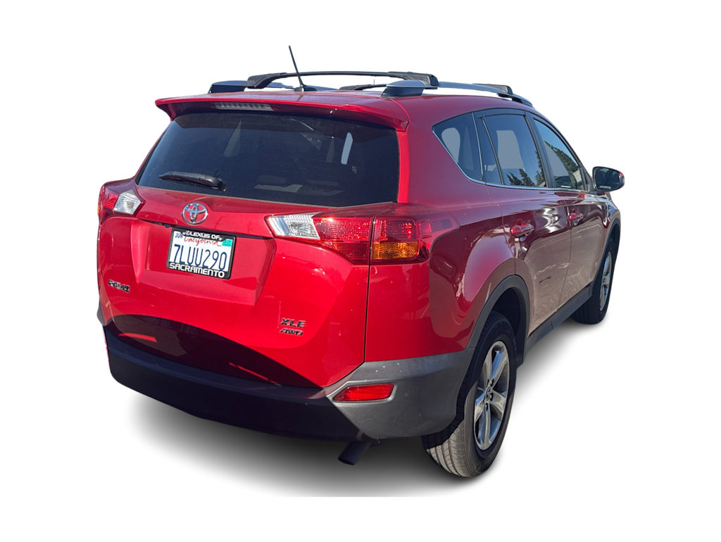 Thumbnail: 2015 Toyota RAV4 - 9