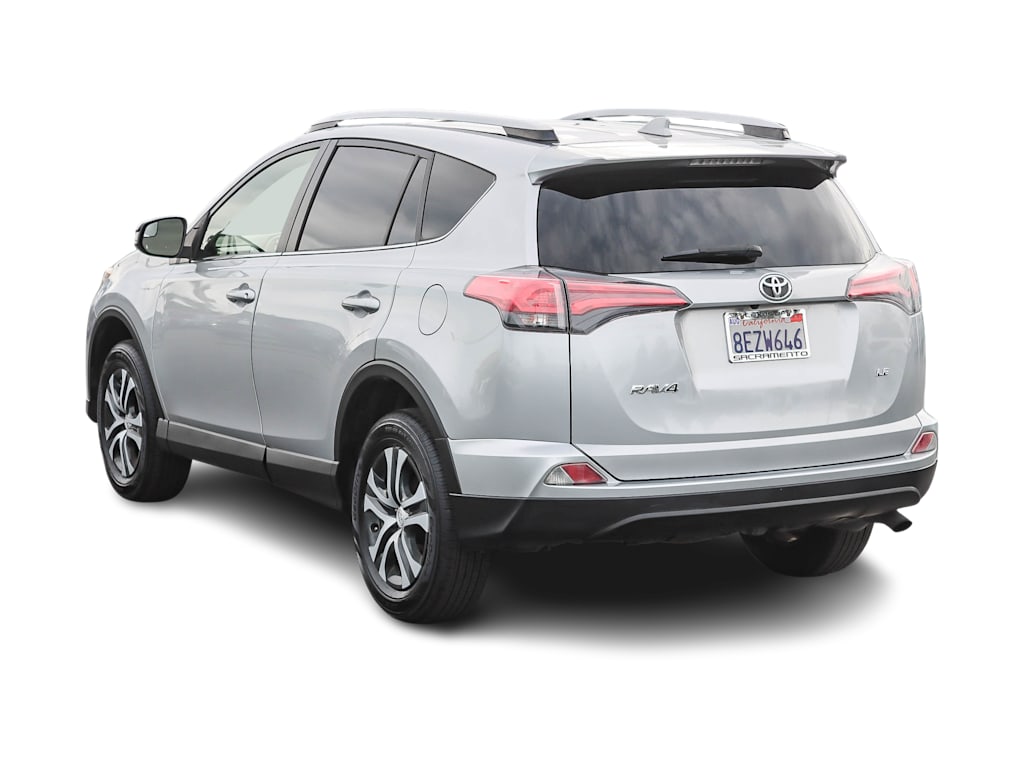 Thumbnail: 2018 Toyota RAV4 - 3