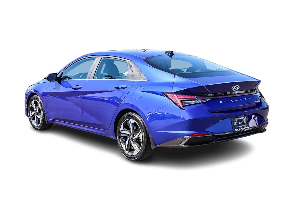 2022 Hyundai Elantra Limited Edition 3