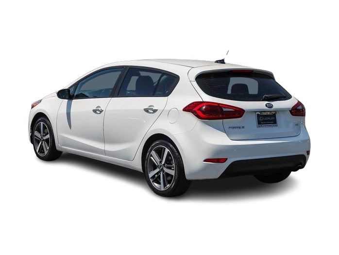 Thumbnail: 2017 Kia Forte - 3