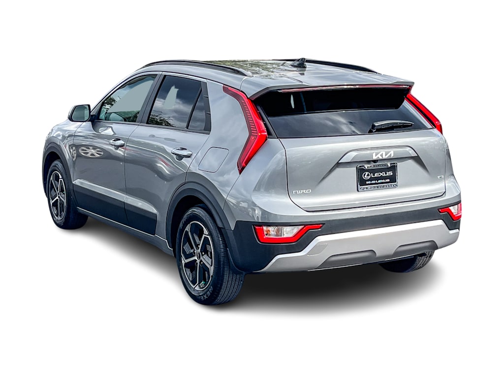Thumbnail: 2024 Kia Niro - 3