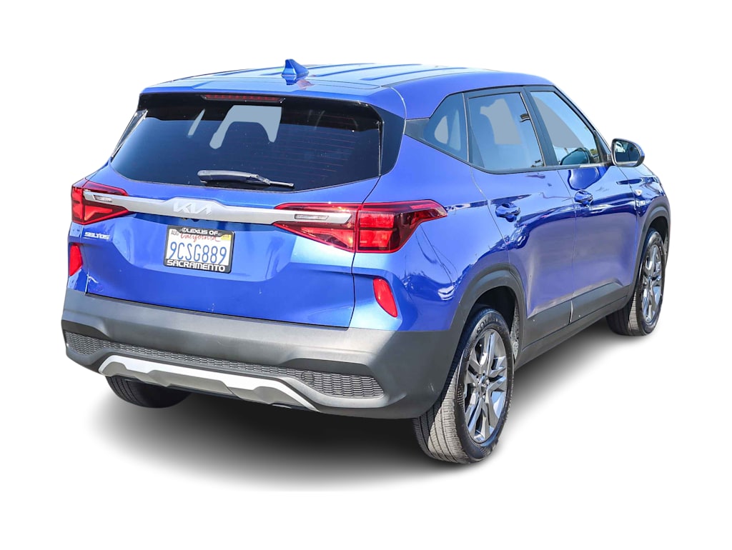 Thumbnail: 2023 Kia Seltos - 14