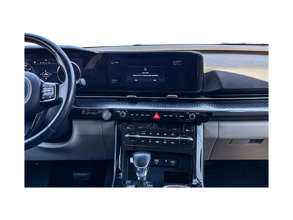 Thumbnail: 2022 Kia Carnival - 21