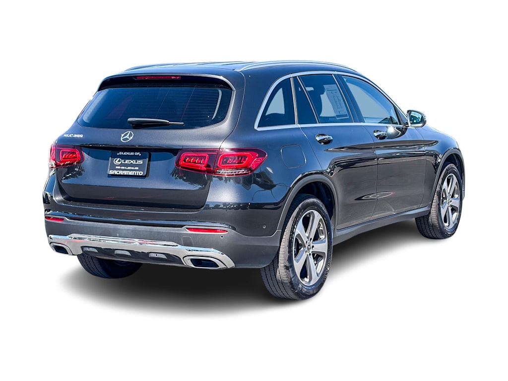 Thumbnail: 2022 Mercedes-Benz GLC - 16