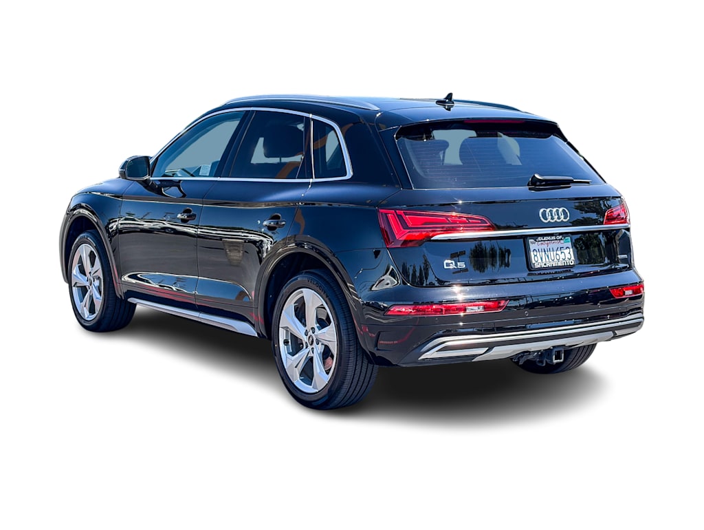Thumbnail: 2021 Audi Q5 - 3