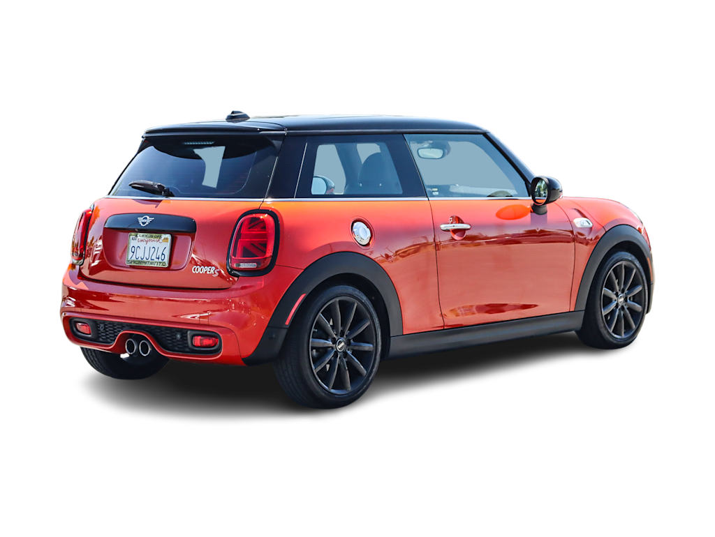 Thumbnail: 2019 MINI Cooper - 17