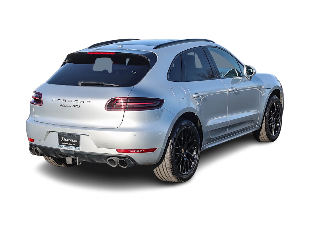 Thumbnail: 2018 Porsche Macan - 16